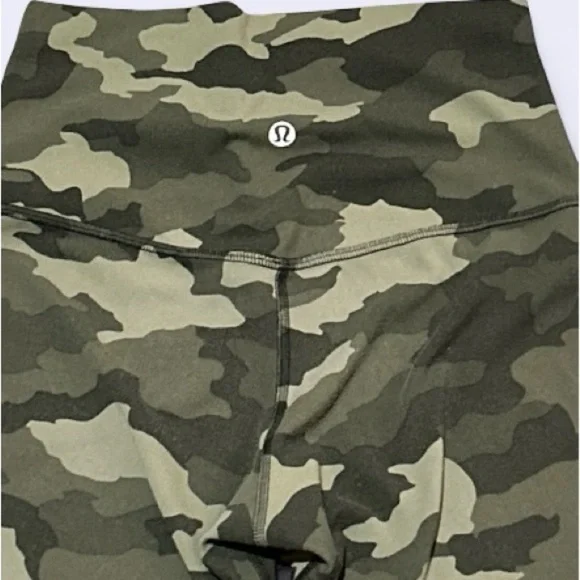 LULULEMON Women’s Green Camo Print Yoga Leggings - Size 4 - Picture 2 of 6